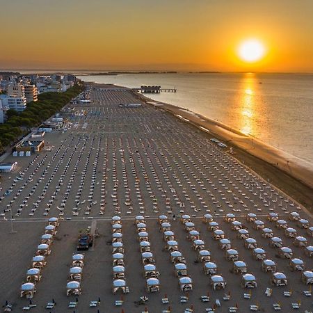 Appartamenti Verdemare Lignano Sabbiadoro Eksteriør bilde