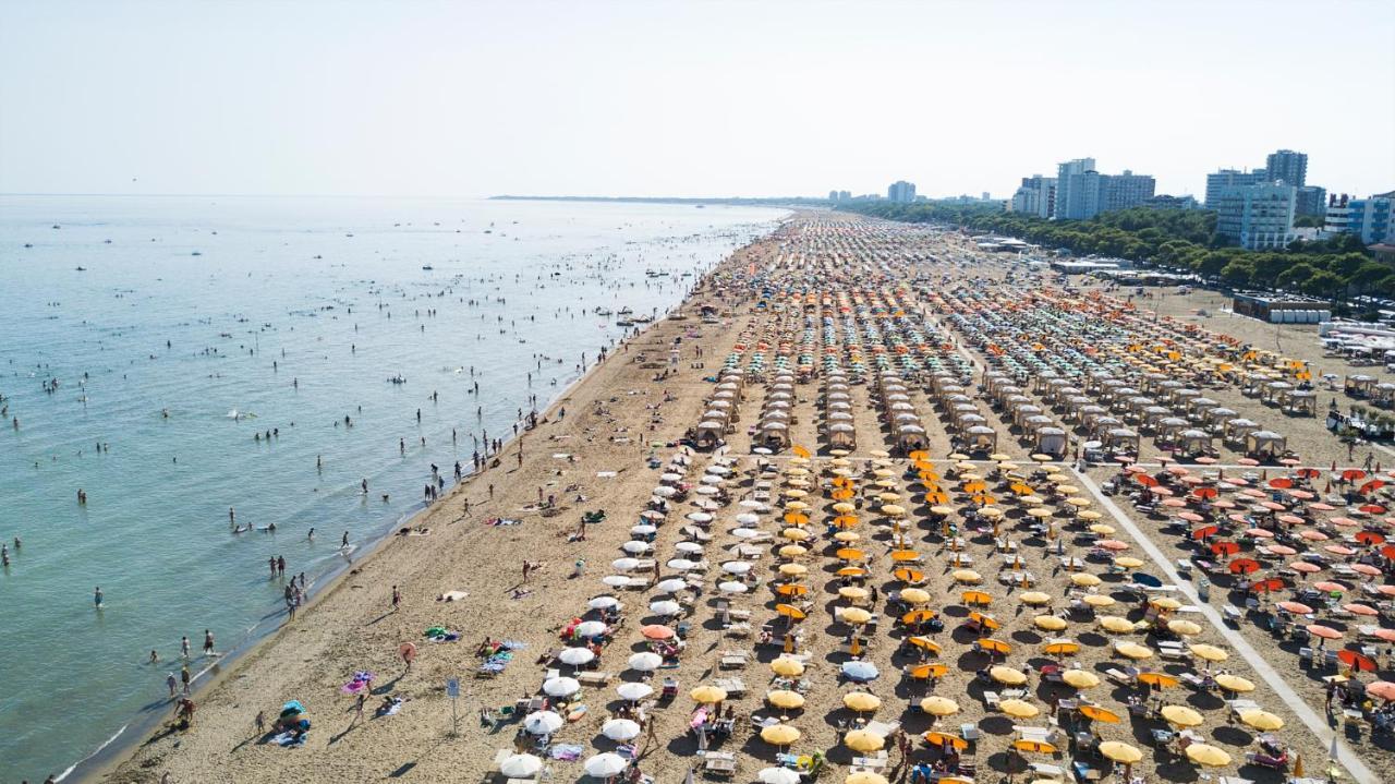 Appartamenti Verdemare Lignano Sabbiadoro Eksteriør bilde